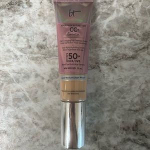 It cosmetics Your skin but better CC+